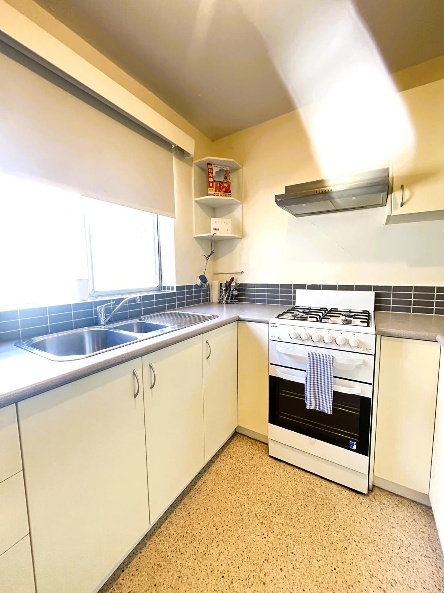 1 West Leederville Nestclose To Cbd & Sjog Hosp Perth Ngoại thất bức ảnh